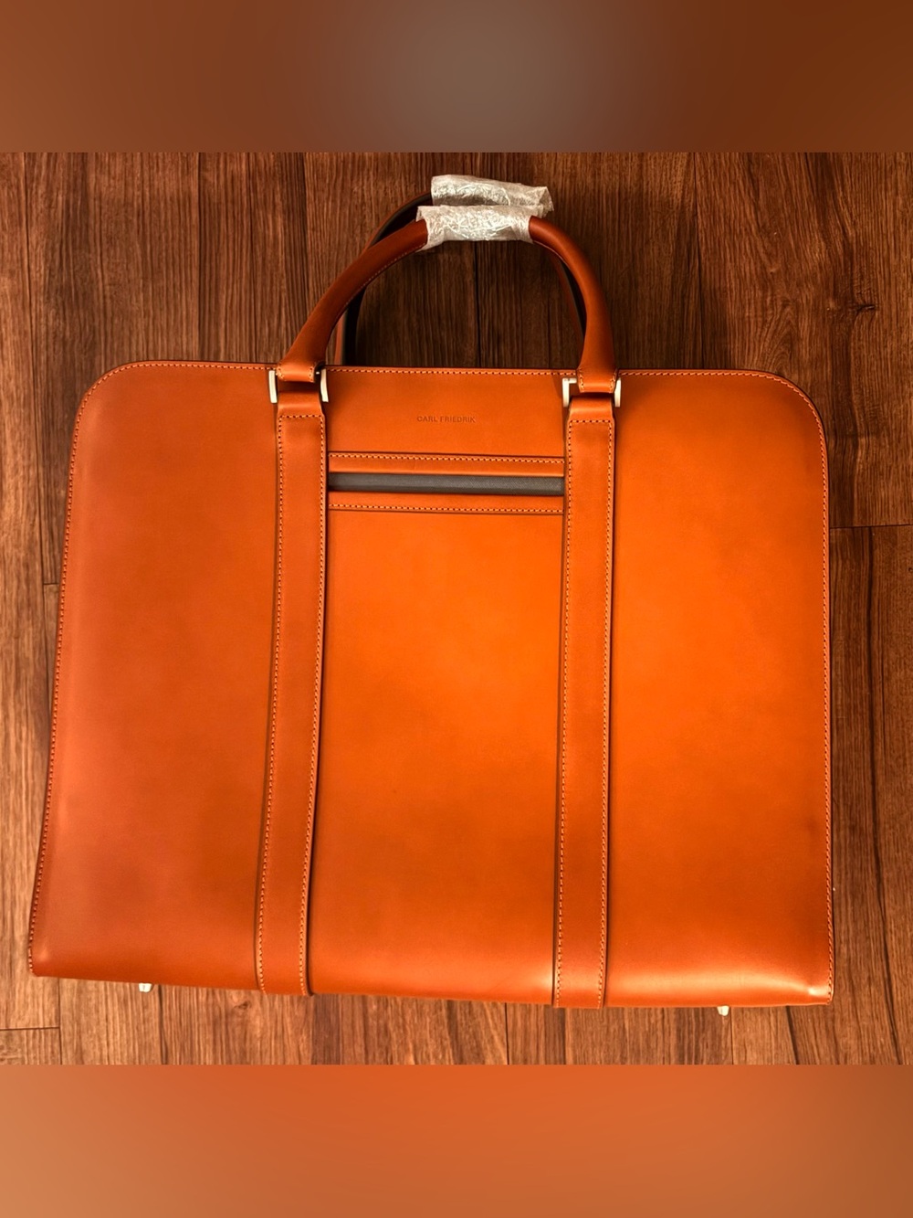 AUTHENTIC Carl Friedrik Overnight NEW WITH TAGS! Open Box- Cognac